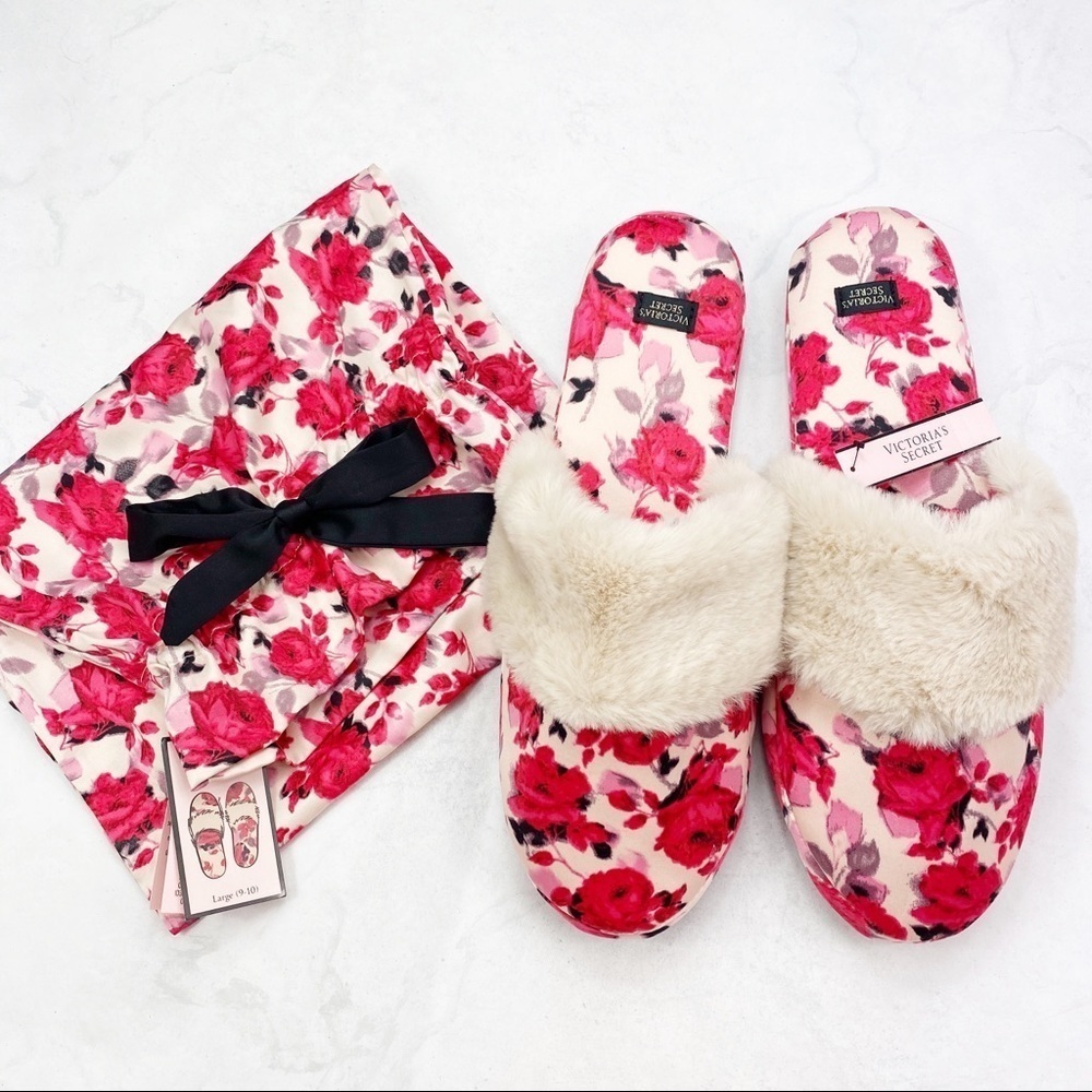 [Victoria’s Secret] Classic Floral Satin Slippers